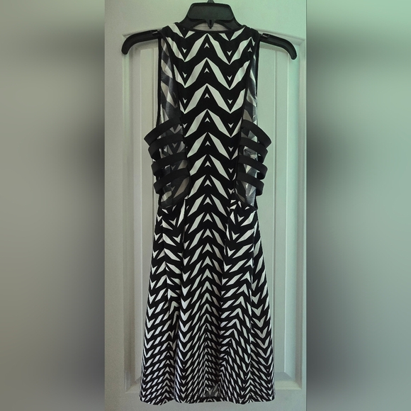 Kenneth Cole New York Black and White Cold Shoulder Mini Dress - Picture 4 of 6